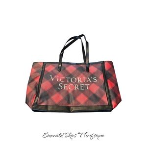Victoria's secret buffalo plaid tote‎